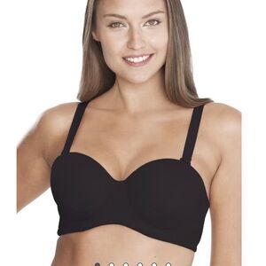 Avenue Body the perfect convertible strapless black bra in size 40DD
